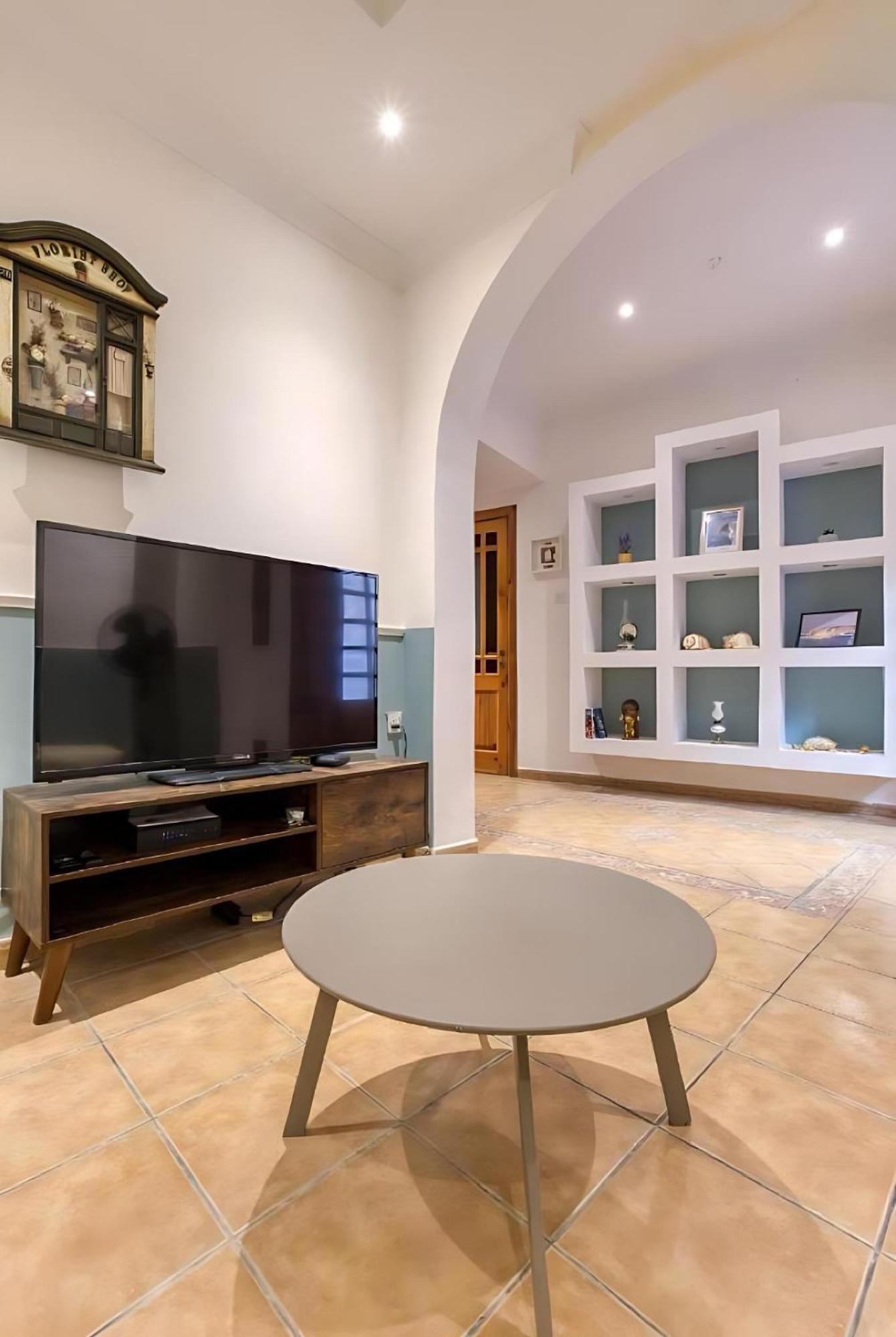 Ta' Lorita - Charming & Cosy Ground Floor Family Apartment Birgu